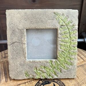 Vintage Frameology Picture Frame Fern Botanical Accents